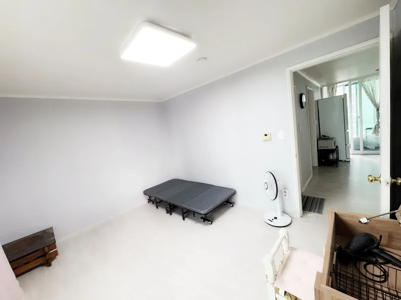 [Cheonan][Cheonan, South Chungcheong Province] Apartment 5 minutes from bus terminal, 15 minutes walk from Dujeong Station 13