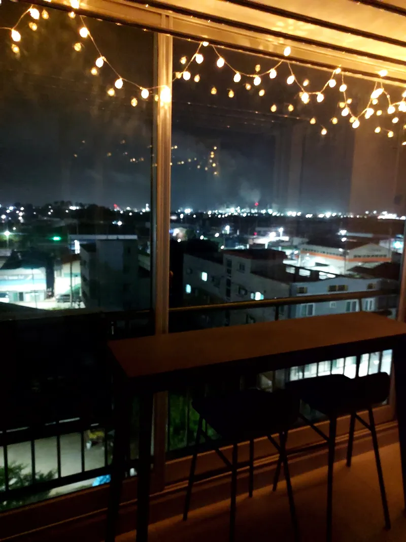 [전북 군산] 군산대 인근 화이트와  그레이톤으로  리모델링한  세련된집 12
