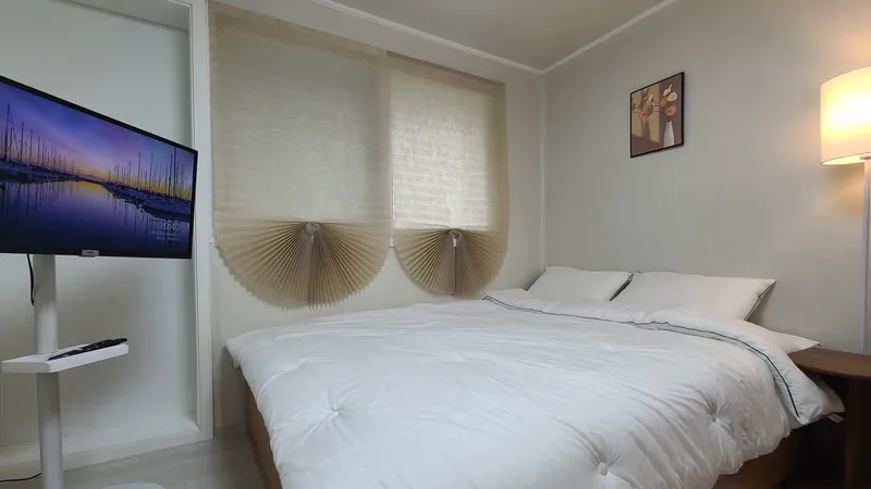 [Gwangjin, Seoul] Two-room apartment near Junggok Station on Line 7, close to Konkuk University and Seongsu. Buyers welcome. 2