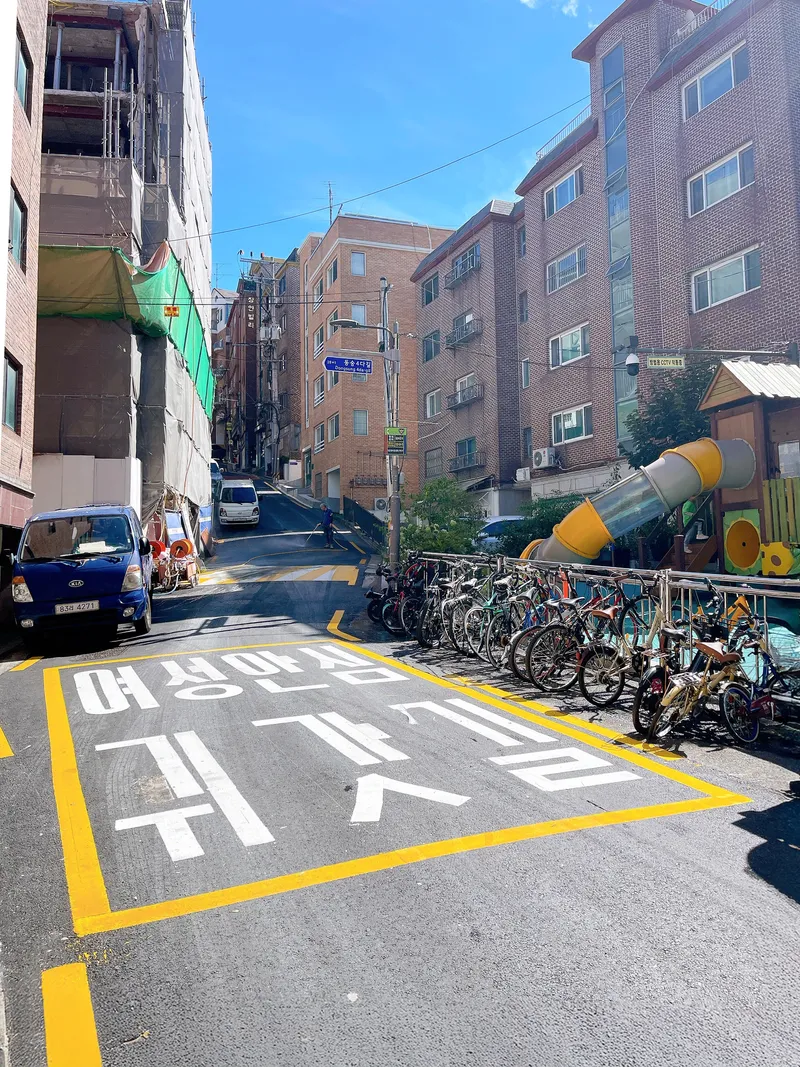 [Jongno, Seoul] Daehakro-style, fully furnished studio apartment #5 minutes from Hyehwa Station #7 minutes from Seoul National University Hospital 14