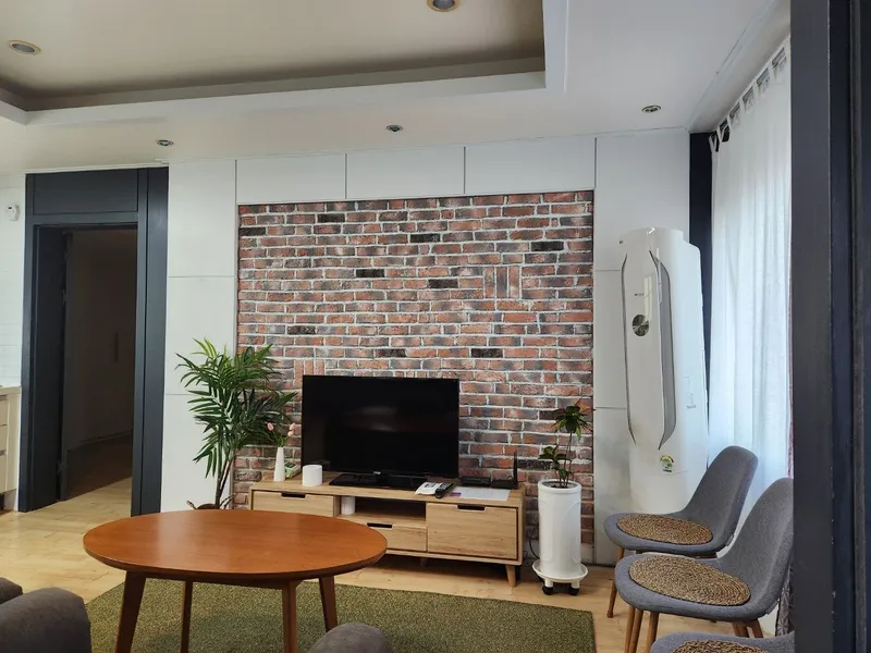 [Gujwa, Jeju][Jeju Gimnyeong] Yellow house next to Gimnyeong Cheonggulmul #Right in front of Gimnyeong sea 10