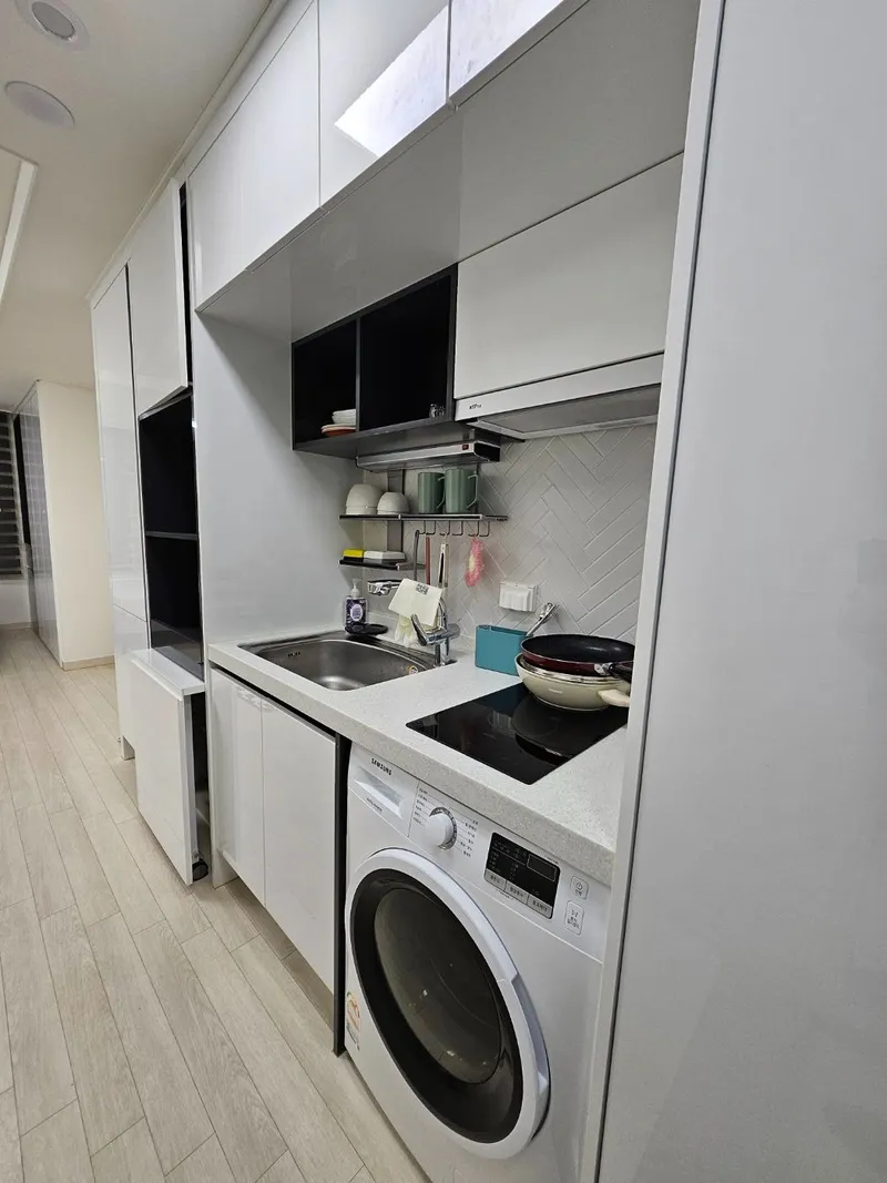 [Hwaseong] Newly built officetel, fully furnished, 3-5 minutes walk from Byeongjeom Station, N.3 13