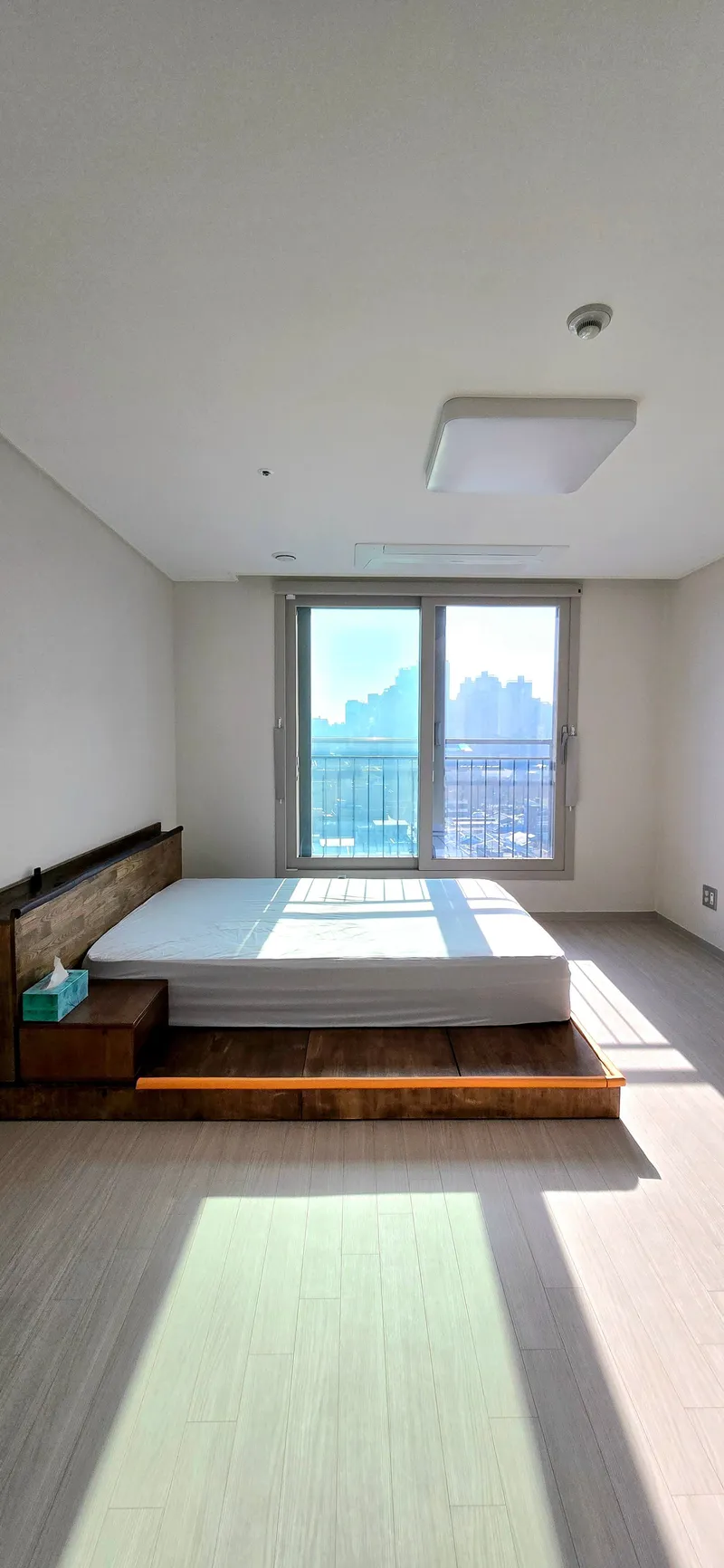 [Buk-gu, Daegu] Daegu Buk-gu Office City View Three Room 2
