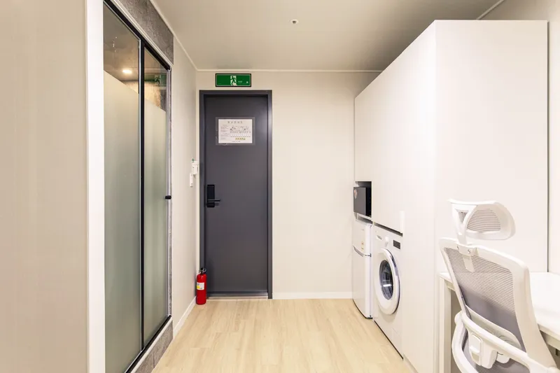 [Jongno, Seoul] Daehakro Deluxe Room 412 1 minute walk from Hyehwa Station Seoul National University Sungkyunkwan Shuttle 7