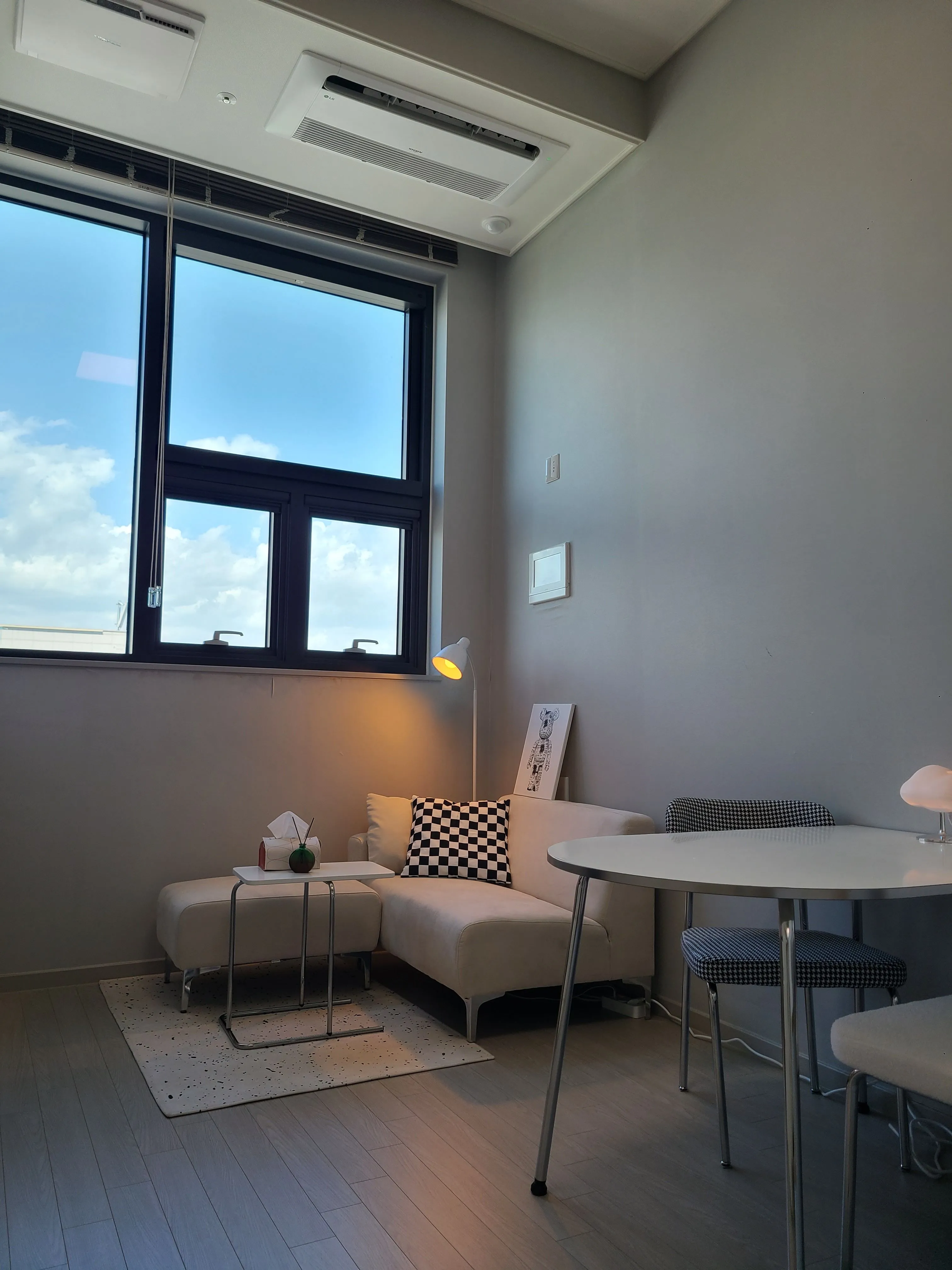 Baekseok-dong New One-Bedroom Duplex