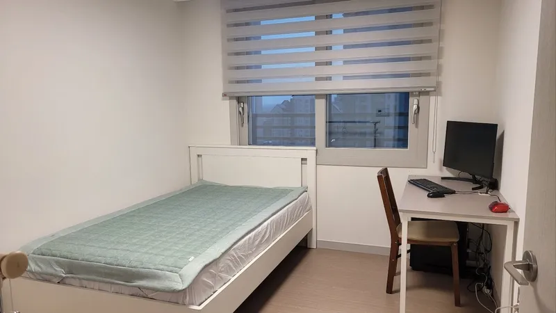 [경기 수원][수원 영통] 광교중앙역  풀옵션/지하2층에서강남30분버스지하철 4