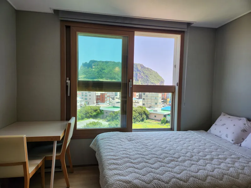[Seongsan, Seogwipo] Spacious duplex / Panoramic view of Seongsan Ilchulbong and the sea / 3
