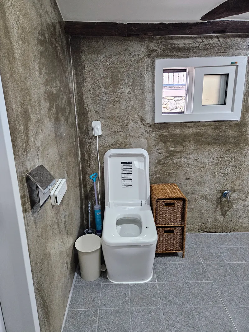 [Namwon, Seogwipo] Taeheung Jeju Original Gojae, detached house, front and back yards, dogs and cats allowed 8