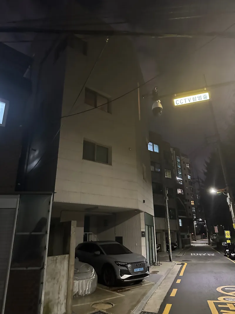 [Seongdong, Seoul] A pretty one-room apartment next to Songjeong Embankment Road and Jungnangcheon Stream 12