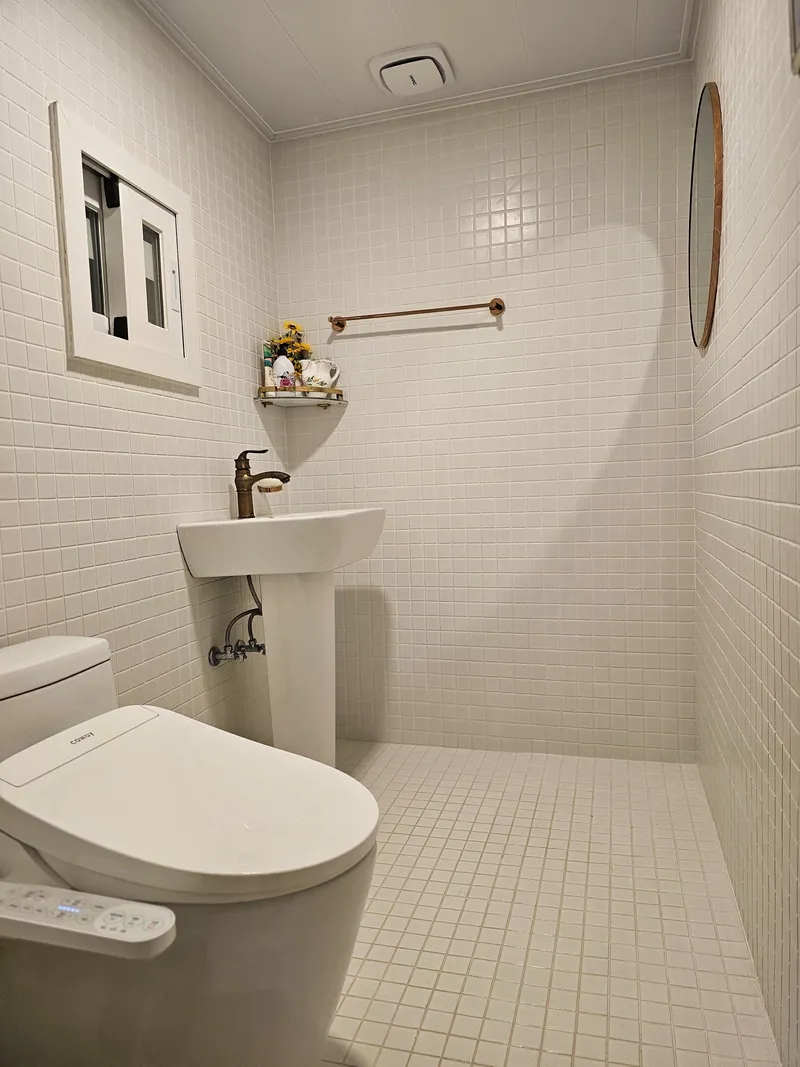 [Namwon, Seogwipo] Family room. Two-room. Private detached house located within the village. Pets allowed. Free guest access. 33