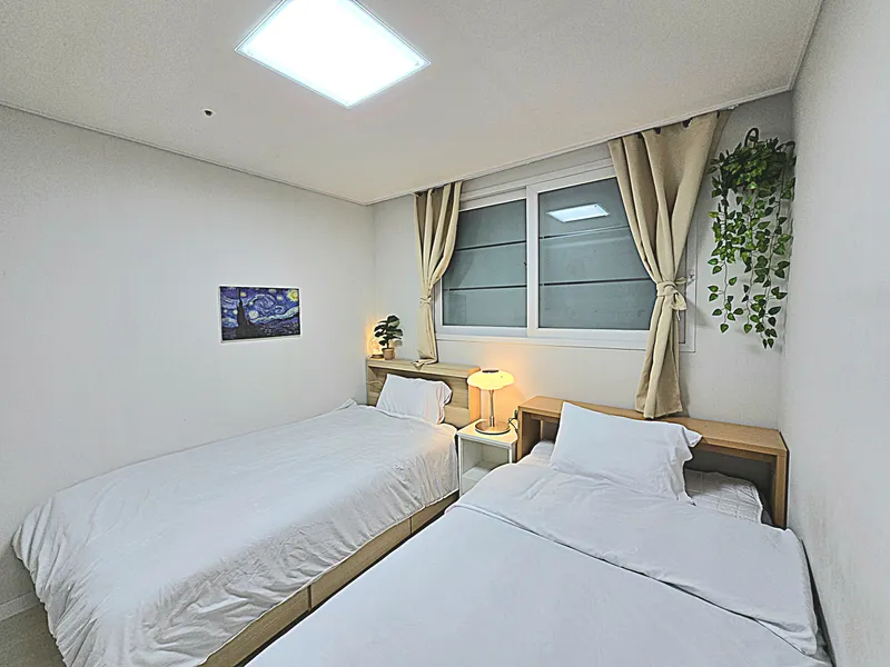 [Gangseo, Seoul] 10 min walk from Kkachisan Station (Line 2, 5)/2 rooms/3 beds/Fully furnished/Newly built 4