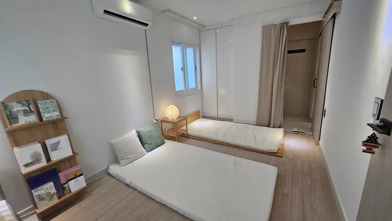[Busanjin, Busan] 10-minute walk from Gaegeum Subway Station, 3-minute walk from Singaegeum Bus Stop 10