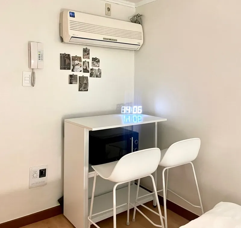 [Songpa, Seoul] Samjeon Station on Line 9. Close to the station, 2-minute walk, 2 beds, 4 people! 16