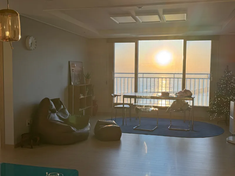 [Gangneung][Gangneung, Gangwon-do] Sensational full ocean view, 17th floor, fully furnished interior stay 24