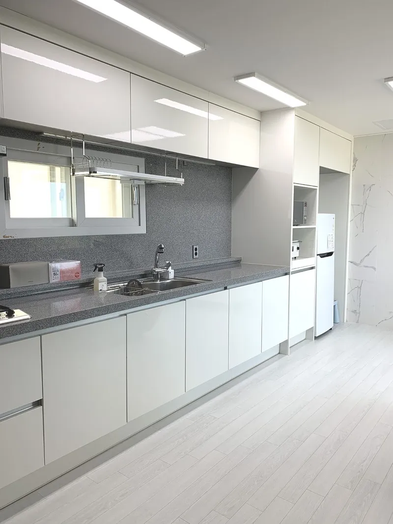 [Aewol, Jeju] A detached townhouse with a jacuzzi overlooking the nearby sea, coastal road 1 39