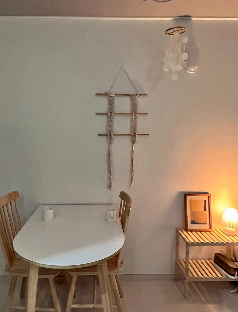 [Jung-gu, Daegu] 1 minute from Dongseong-ro/Full option/One room/Safe space/Netflix/Residence 18