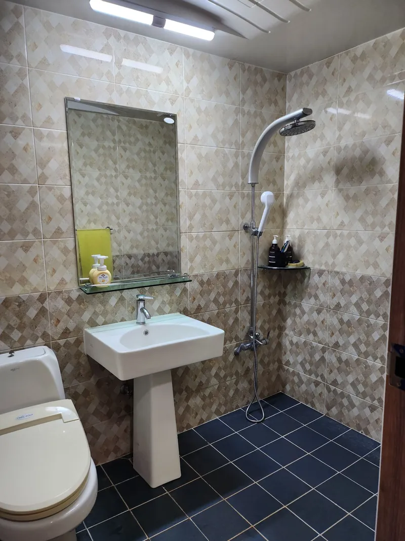 [Yeongdeok] Ocean View/2 Bathroom Pension #202 (1 living room/room, 1 master bedroom) 3
