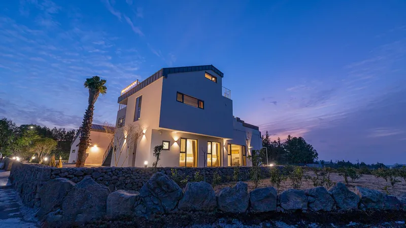 [Aewol, Jeju] Ocean View, 5 Rooms, 5 Bathrooms, Large Family Pool Villa for Up to 13 People 33