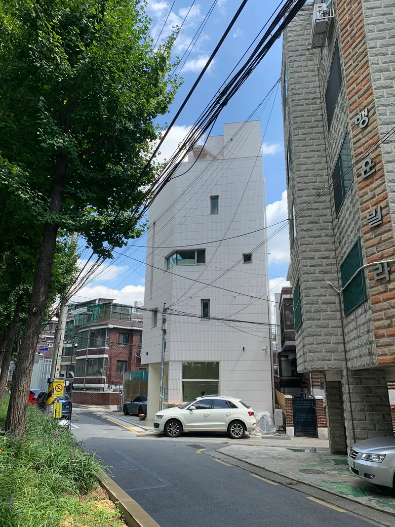 [Seongdong, Seoul] A pretty one-room apartment next to Songjeong Embankment Road and Jungnangcheon Stream 16