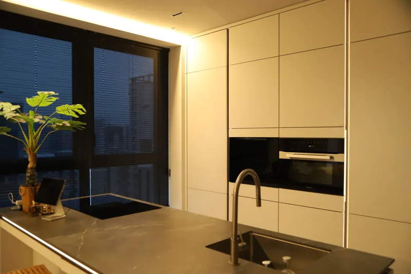 [서울 강남] Luxury Home 강남구청역1분 57