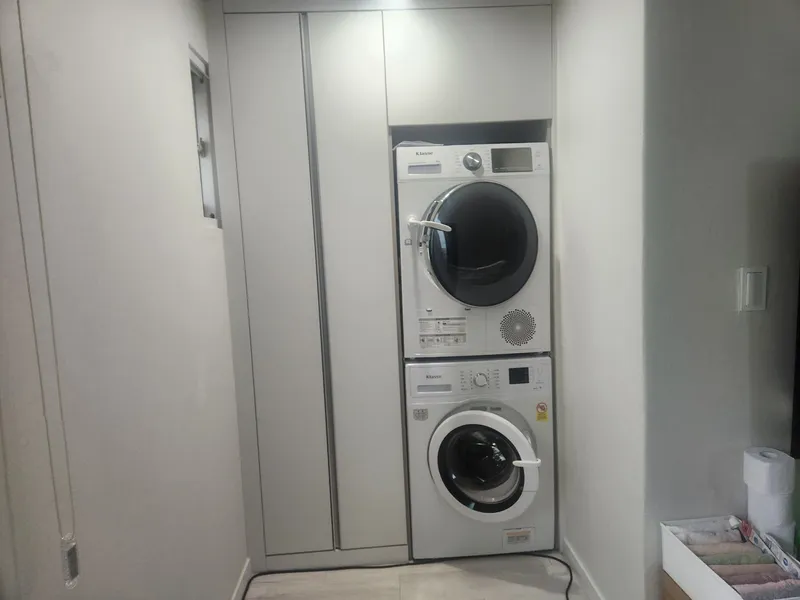 [Seo-gu, Daejeon] Ceiling fan, sun lamp, dryer, large TV, queen bed #PetFriendly 17