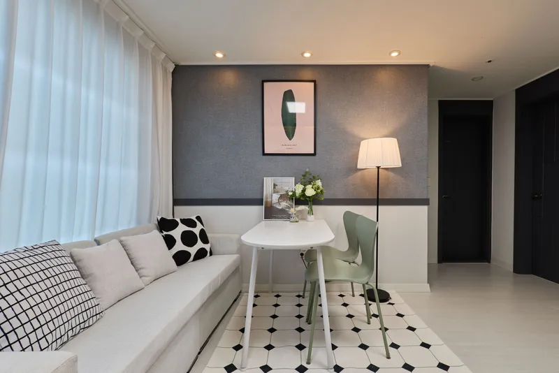 [Yeongdeungpo, Seoul] Clean, newly built, 4-person, 3-room apartment near Daebang Station 16