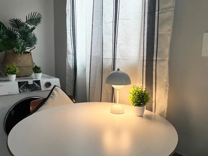 [Dongdaemun, Seoul] 5 minutes from Shinsoldong Station - Adjacent to Jongno, Euljiro, and Seongsu - 4 people 8