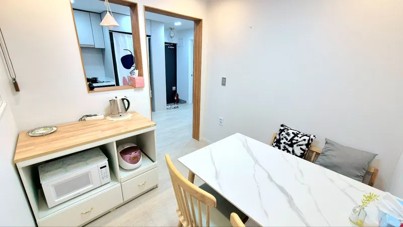 [Seohae, Incheon] Clean 2-Room Fully Furnished Modern House in Gajwa-dong 25