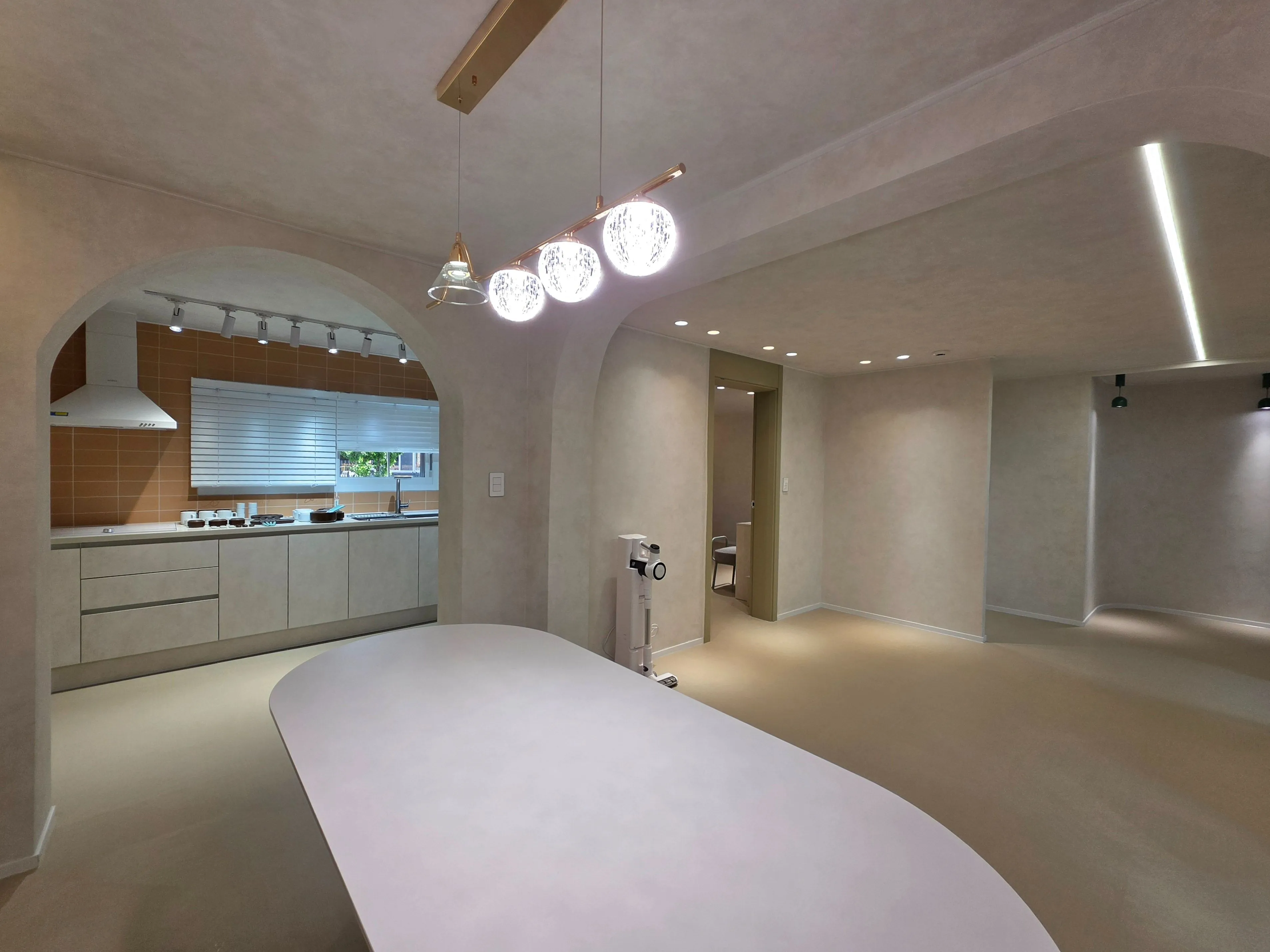 Two-Bedroom in Jecheon, Chungbuk — 83m², sleeps 4, 1 bath