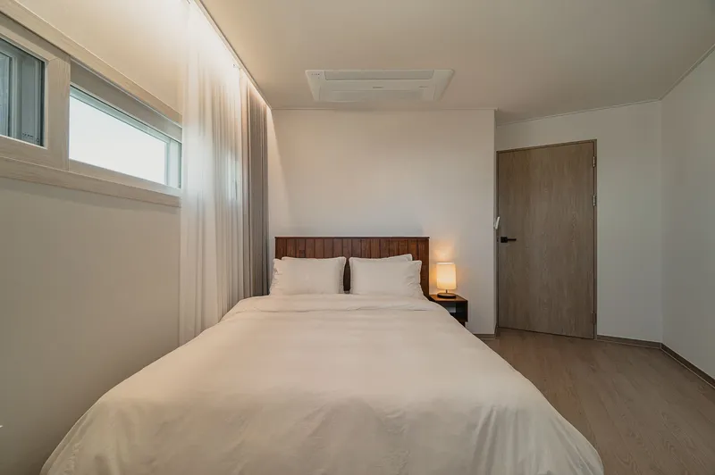 [Daejeong, Seogwipo] Entire 4th floor accommodation with a view of the ocean and Sanbangsan Mountain 13