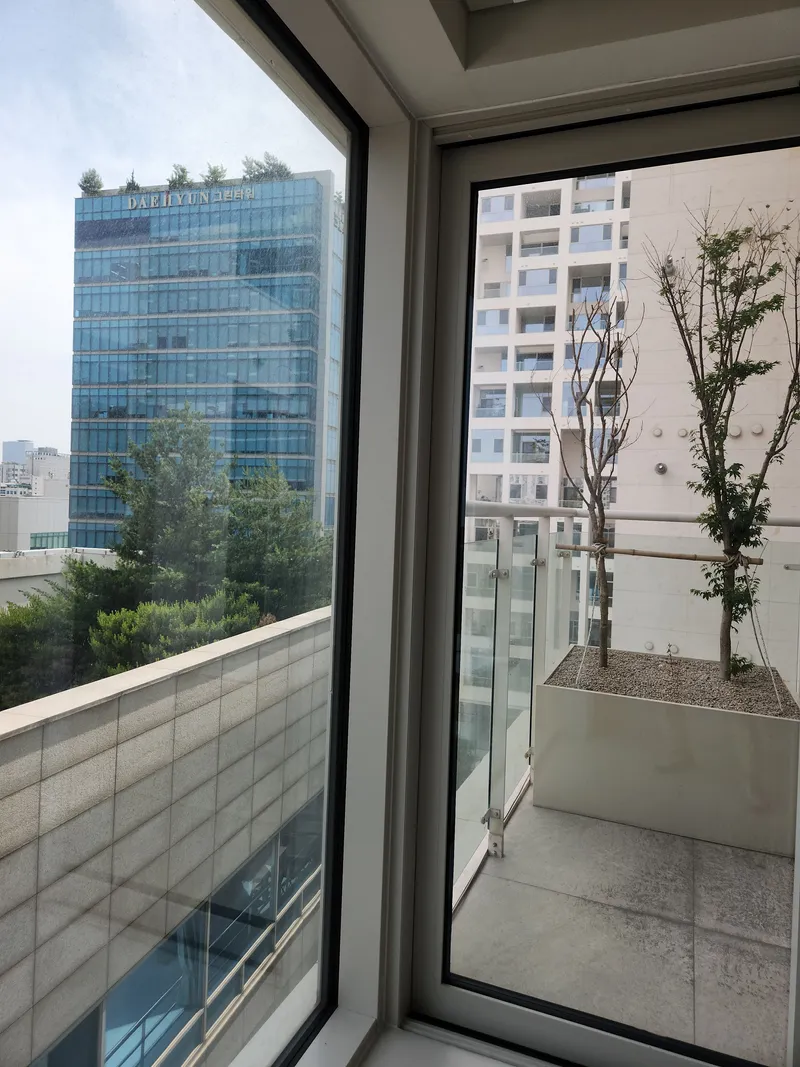 [서울 강남] 인피니티풀이 있는 고급 오피스텔 18