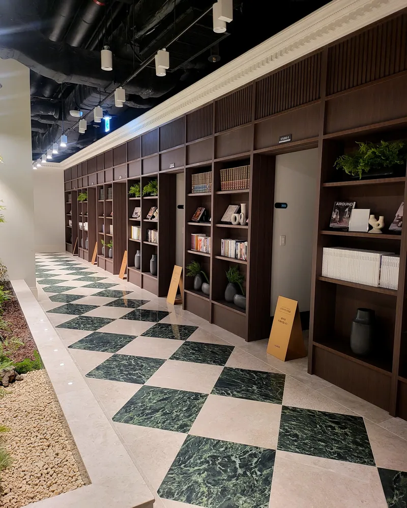 [서울 강남] 강남역 루프탑 하이앤드 오피스텔 탑층 25