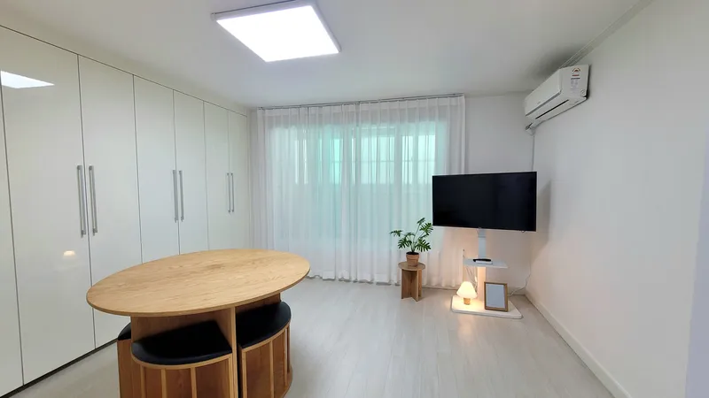 [Songpa, Seoul] 4-person two-room apartment, 5-minute walk from Songpanaru Station, parking available on Jamsil Songridan-gil 5