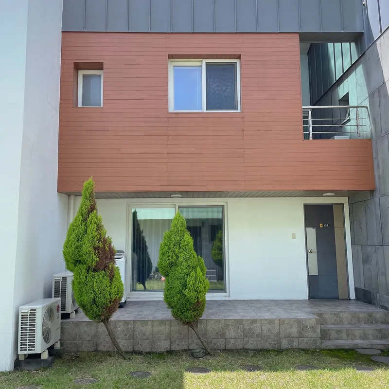 [Aewol, Jeju] Stone wall & grass yard, fully-optioned 1.5 room with cooking facilities (A102) 16