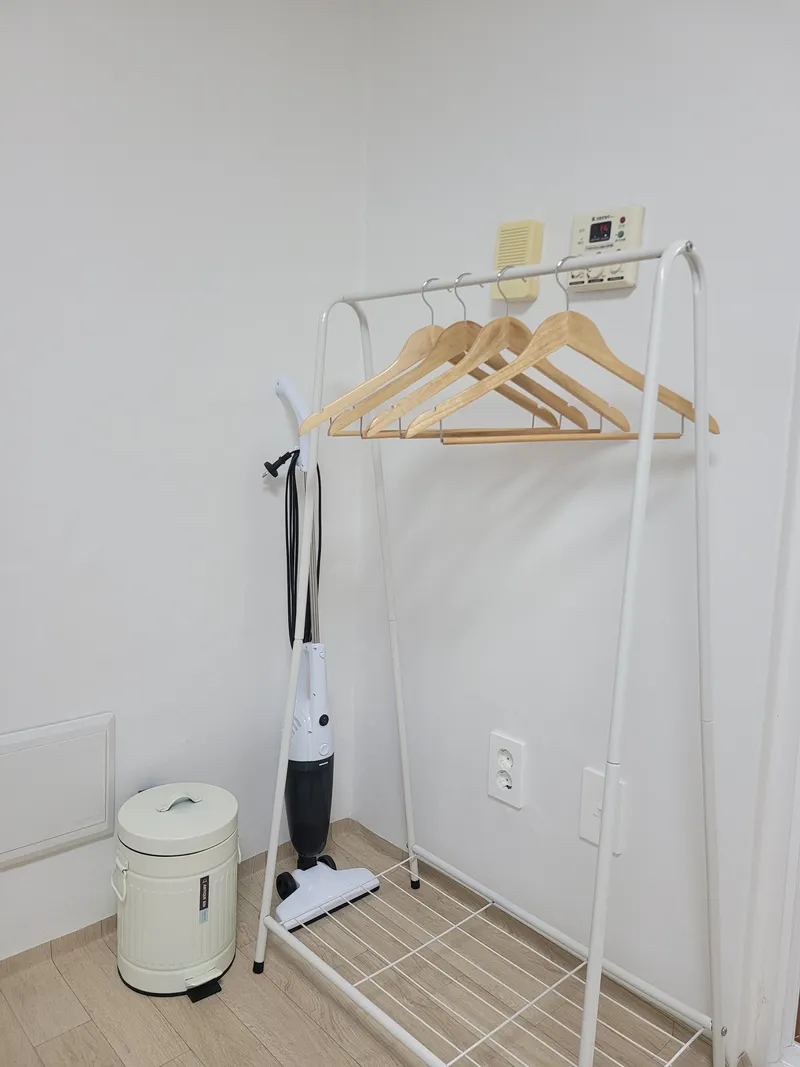 [Jeonju] Jeonbuk National University, Lotte Department Store, Seosin-dong, Fully Furnished Art House 202 15