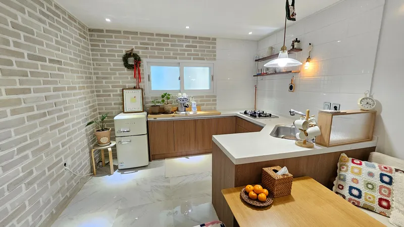 [Busanjin, Busan] 10-minute walk from Gaegeum Subway Station, 3-minute walk from Singaegeum Bus Stop 19