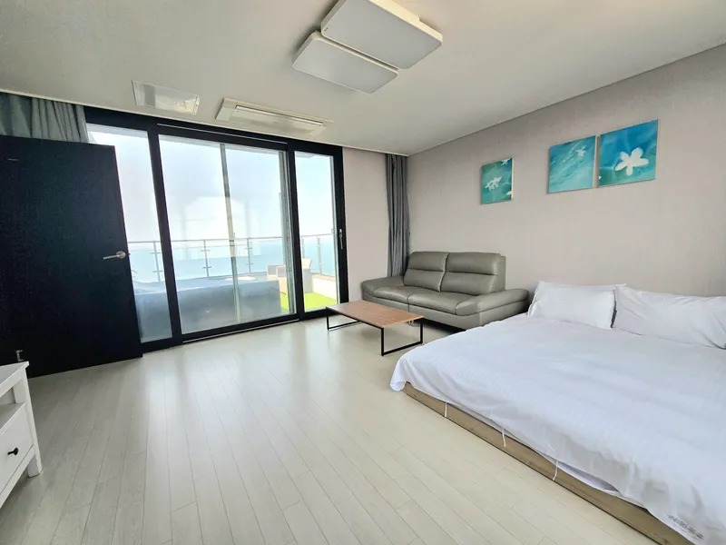 [Aewol, Jeju] Ocean view/Modern style separate two-room, terrace whirlpool spa. 3rd floor, E type 6