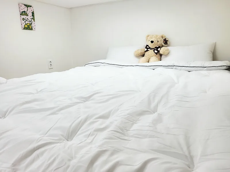 [Gangseo, Seoul] Airport, Deungchon, 1-minute walk from Gangnam Line 9 Station, accommodates 4 people 2
