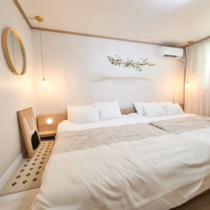 [서울 서초] 강남 신논현 1층 리모델링 풀옵션 퀸2 room1 2