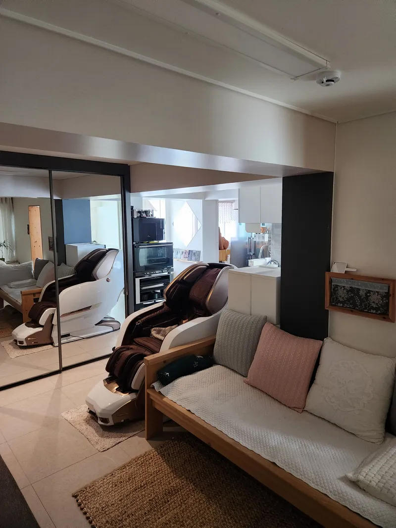 [Buk-gu, Daegu] EXCO. Dongdaegu Station, Room 2 11