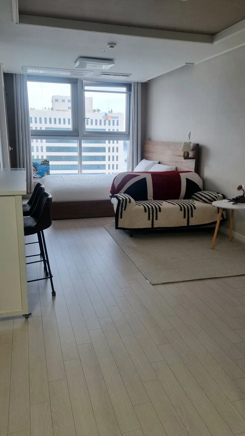 [부산 중구] 남포동,자갈치,태종대,흰여울,부산역,시티뷰,오션뷰,풀옵션숙소 8