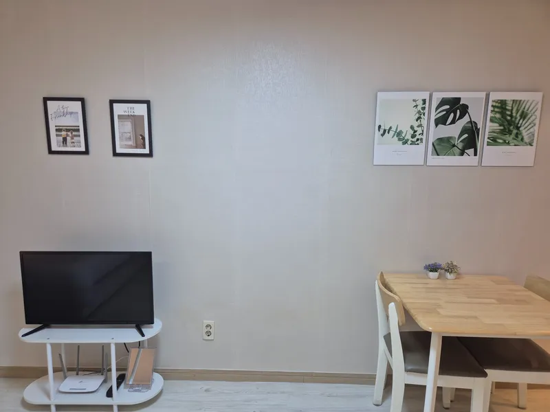 [Anyang] 1 minute walk from Indukwon Station Exit 2, clean and quiet officetel 24