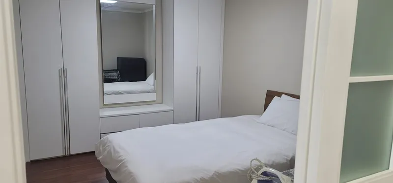 [Seocho, Seoul] 3 minutes from Gangnam Station, across from Samsung Town 5