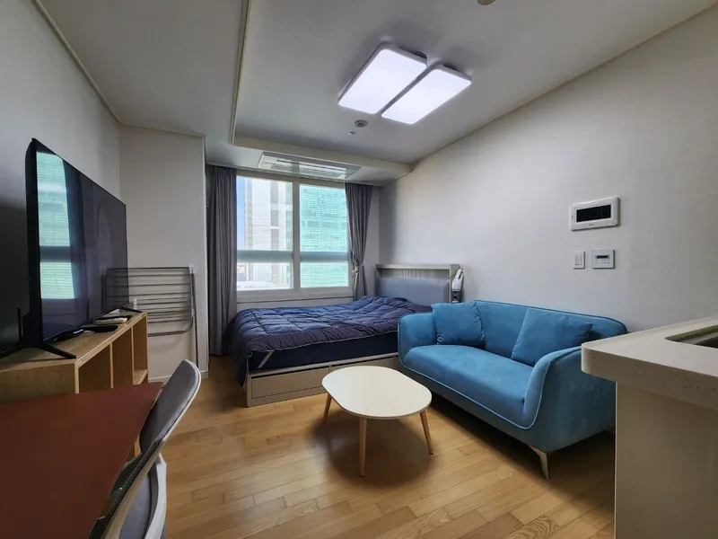[Gangnam, Seoul] Officetel near Yeoksam Station 3