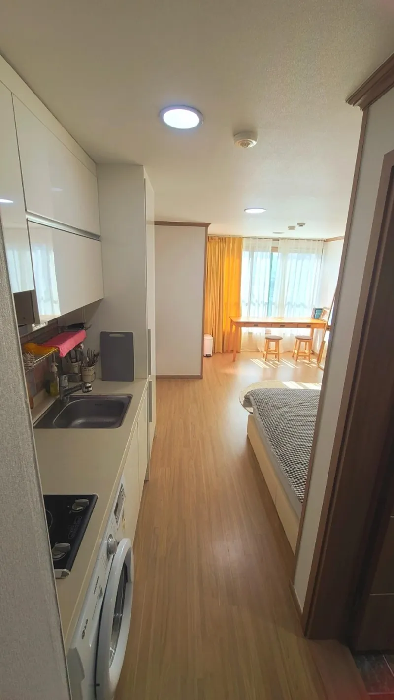 [Beophwan-dong, Seogwipo] A comfortable and emotional accommodation with an ocean view one-room near Seogwipo Intercity Bus Terminal in Jeju Seogwipo. 8