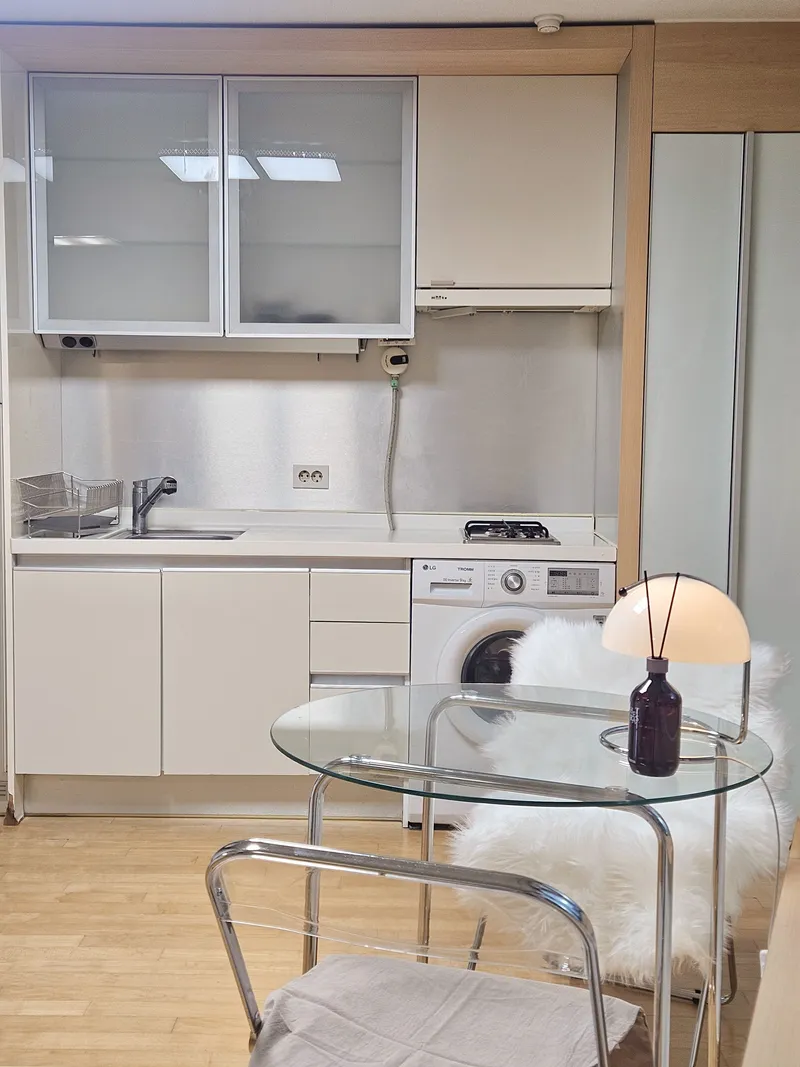 [Seongnam] Spacious space right in front of Bundang Jeongja Station 8