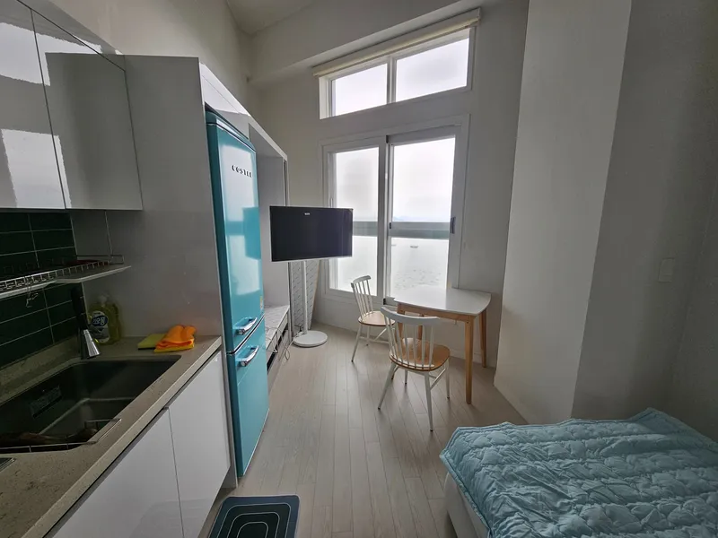 [경기 안산] 반달섬 오션뷰 코너테라스 28층 8