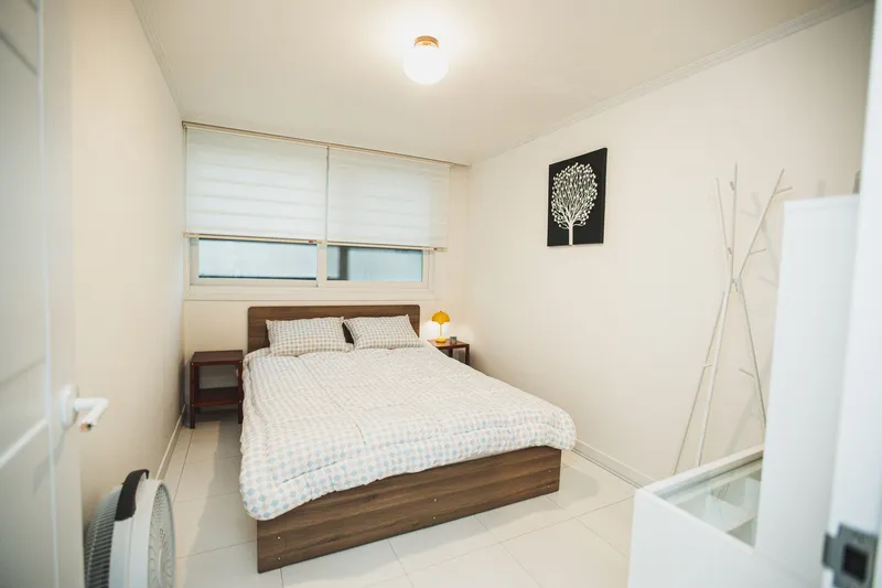 [Seodaemun, Seoul] 5-minute walk from Sinchon Station (Line 2) 11