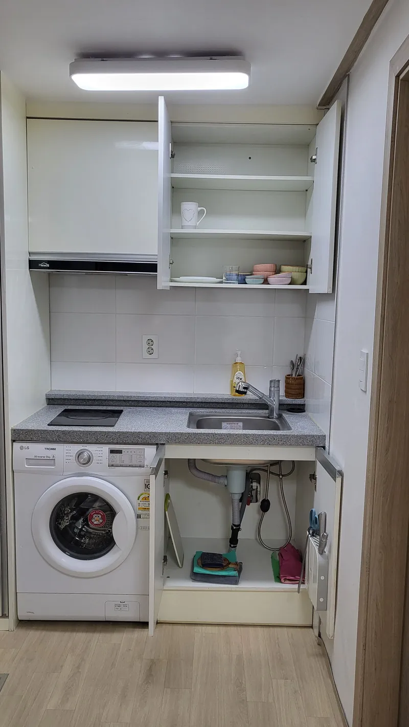 [Seongbuk, Seoul] One-room single-person accommodation 2 minutes from Sangwolgok Station 104 7