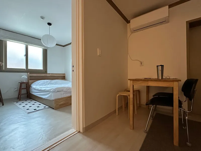 [Seocho, Seoul] 3 minutes from Gangnam Sinsa Station / Two-room / 2nd floor, up to 5 people 9
